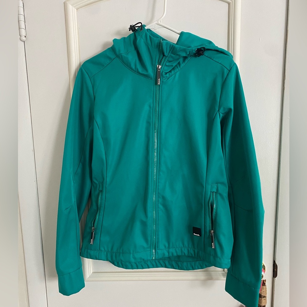 Teal Bench waterproof rain jacket Large, fits like US medium